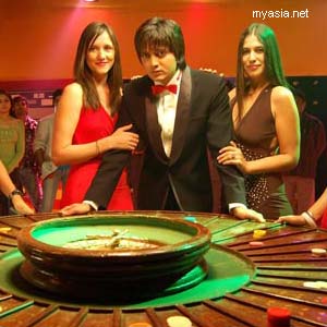 apna sapna money money full movie apna sapna money money full movie
