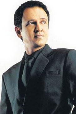 Kay Kay Menon